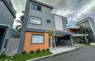Casa de condominio fechado no cabral com 3 dormitórios à venda, 215 m²