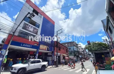 Ponto comercial com 3 salas para alugar na Rua Genaro de Carvalho, 17, Castelo Branco, Salvador