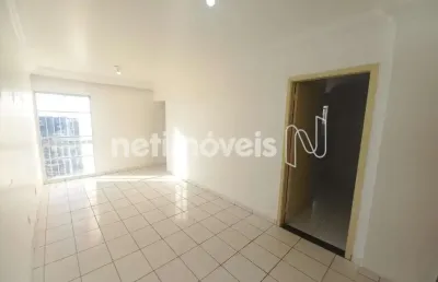 Apartamento com 3 quartos para alugar na Rua Silveira Martins, 1, Cabula, Salvador