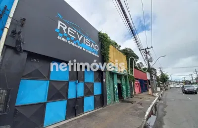 Ponto comercial com 1 sala para alugar na Avenida Jequitaia, 295, Água de Meninos, Salvador