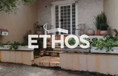 Casa de 294m2 com 04 dormitorios no condominio santa teresa em jundiai - para venda