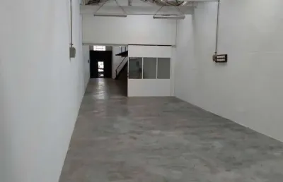 Casa comercial com 2 salas para alugar na rua fernandes moreira, 826, chácara santo antônio, são paulo por r$ 6.006
