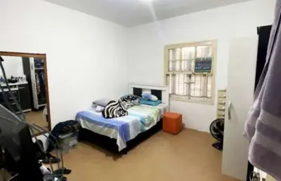 Casa com 3 quartos para alugar na rua professor henrique neves lefevre, 617, jardim petrópolis, são paulo por r$ 6.006