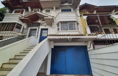 Casa com 3 quartos à venda na rua almirante mariath, 168, tristeza, porto alegre por r$ 1.190.000