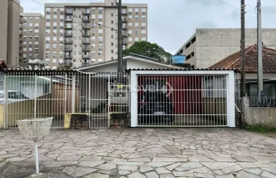 Casa com 2 quartos à venda na rua teotônia, 273, tristeza, porto alegre por r$ 550.000