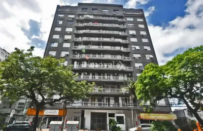 Apartamento com 3 quartos à venda na avenida venâncio aires, 449, farroupilha, porto alegre por r$ 390.000