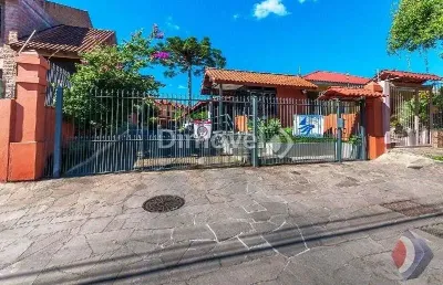 Casa em condomínio fechado com 3 quartos à venda na rua sílvio silveira soares, 2406, camaquã, porto alegre por r$ 375.000