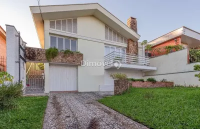 Casa com 3 quartos à venda na rua manauê, 76, vila assunção, porto alegre por r$ 1.300.000