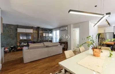 Casa com 3 quartos à venda na rua landel de moura, 23, tristeza, porto alegre por r$ 1.250.000