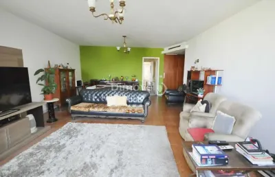 Apartamento com 4 quartos à venda na rua duque de caxias, 1478, centro histórico, porto alegre por r$ 630.000