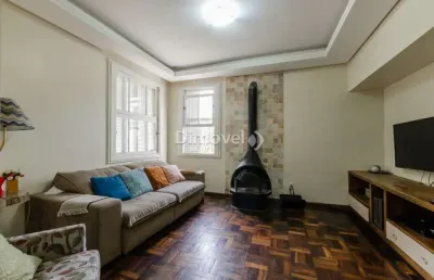 Casa com 4 quartos à venda na rua orfanotrófio, 92, teresópolis, porto alegre por r$ 980.000