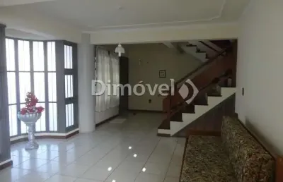 Casa com 4 quartos à venda na castro de menezes, 943, tristeza, porto alegre por r$ 998.000