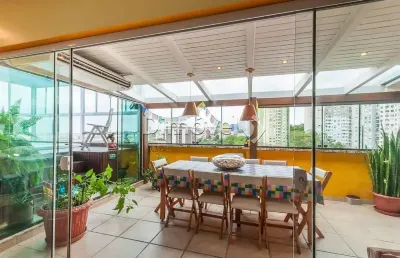 Apartamento com 2 quartos à venda na rua doutor campos velho, 519, cristal, porto alegre por r$ 1.490.000