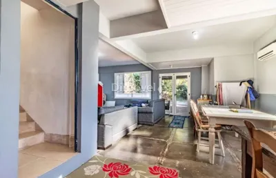 Casa com 3 quartos à venda na rua doutor pitrez, 874, ipanema, porto alegre por r$ 1.250.000
