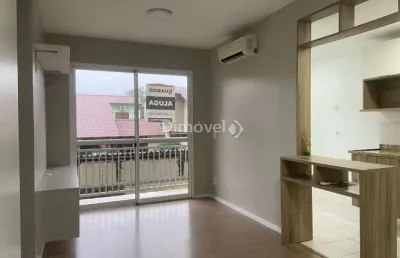Apartamento com 2 quartos para alugar na rua doutor barcelos, 2434, camaquã, porto alegre por r$ 2.500