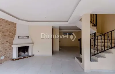 Casa em condomínio fechado com 3 quartos para alugar na rua caeté, 525, vila assunção, porto alegre por r$ 4.900