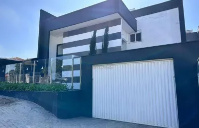 Casa com 3 quartos à venda na Rua Assis Brasil, 531, Saguaçu, Joinville