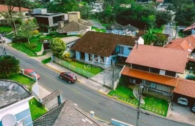 Casa em condomínio no saguaçú com 3 quartos para venda, 264 m²