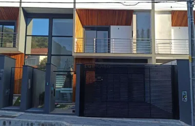 Sobrado geminado no saguaçú com 3 quartos para venda, 160 m²