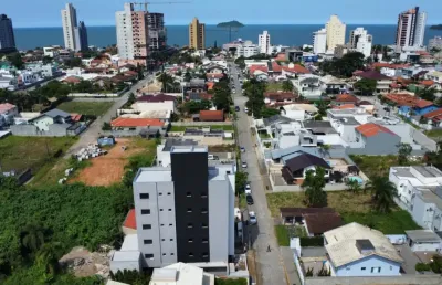 Excelente oportunidade a 400 metros do mar em balneário piçarras!