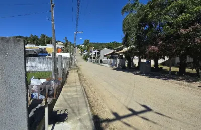 Terreno à venda na Avenida Nereu Ramos, Armação, Penha