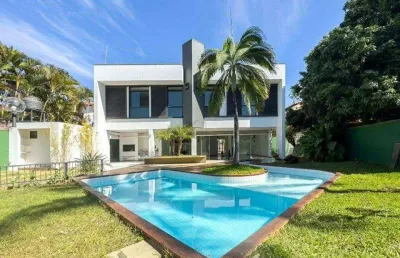 Casa sendo um sobrado lindo lado norte na shin qi 7  terreno 776m2 area verde 400m2 casa 400m2