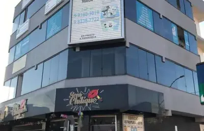 Prédio comercial com 4 pavimentos na estrutural próximo a pista com renda ótimo para invetidor vendo venda