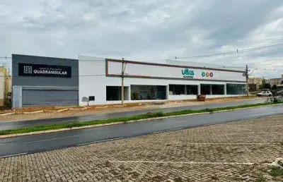 Aluga-se loja com pé-direito duplo – 273 m² – paranoá ao lado da acadeimia ultra  - aluga-se loja com pé-direito duplo – 273 m² – paranoá ao lado da acadeimia ultra
