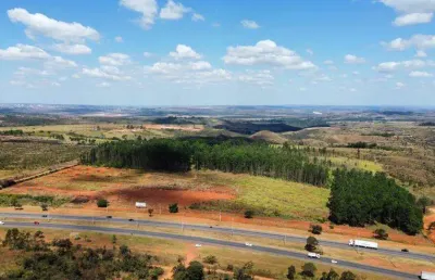 Br 070  270.000 m2 com 200 metros na beira da br 070 proximo ao dia dia atacadista  área para armazéns grandes empresas logistica