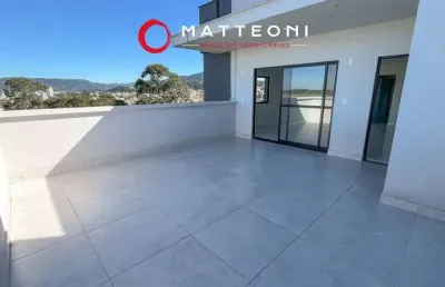 Cobertura em oficinas com vista permanente — 3 dormitórios, 1 suíte e living amplo