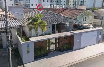 Casa com 4 quartos à venda na Vila Esperança, Tubarão 