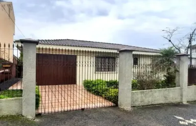 Casa com 3 quartos à venda na Rua Governador Bento Munhoz da Rocha Neto, 220, Jardim Carvalho, Ponta Grossa