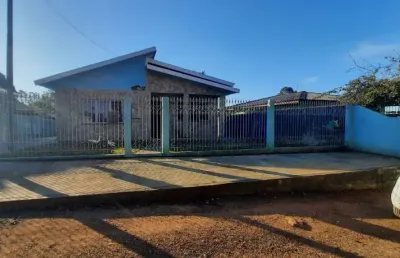 Casa com 2 quartos à venda na Rua Haroldo Franze, 247, Uvaranas, Ponta Grossa