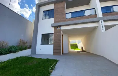 Casa com 3 quartos à venda na Rua Monte Alverne, Jardim Carvalho, Ponta Grossa