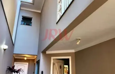 Lindo sobrado 3 dormitórios 1 suite ótima localização perto de tudo mercados