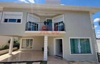 Casa a venda no terras de itaici na cidade de indaiatuba mosteiro de itaici. casa sobrado com 1000m2 de terreno sendo com 4 suítes em condomínio fecha
