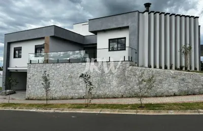 Casa a venda no condomínio jardim laguna na cidade de indaiatuba