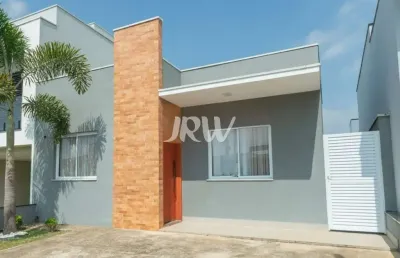Casa térrea no condomínio mantova residence em indaiatuba - sp  área terreno: 205 m² área construída: 100 m²  3 quartos, sendo 1 suíte com closet 2 ba