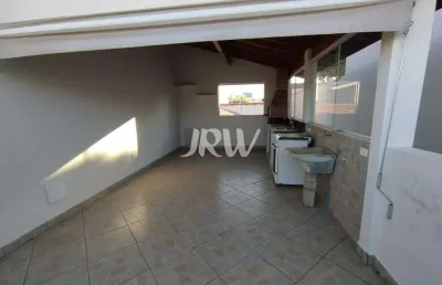 Casa a venda no bairro jardim adriana na cidade de indaiatuba