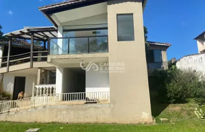 Sítio a venda em pouso alegre 6000m², localização privilegiada, 3 dormitórios, 2 suítes, possui piscina, lago para pesca, churrasqueira.ribeirão preto
