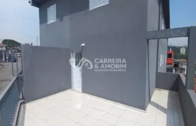 Alugo casa nova com  1 dormitório, sala, cozinha americana,  1 banheiro, área de serviço, sacada e uma vaga de garagem coberta, metrô campo limpo.