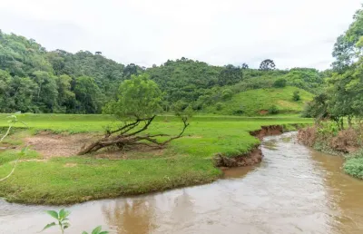 Chácara / sítio com 4 quartos à venda na conceicao dos correias, 4044, centro, campo magro por r$ 2.190.000