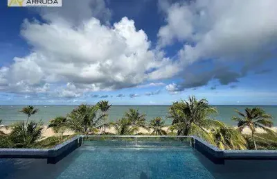 Apartamento pé na areia, com 2 quartos sendo 1 suite, empreendimento de alto padrão.
