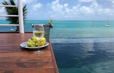 Luxo e exclusividade em ponta do seixas – 4 suítes com vista mar!