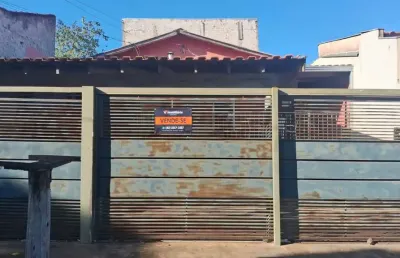 Casa com 3 quartos à venda no Armindo Guazzi, Londrina 