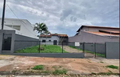 Casa com 2 quartos à venda no Califórnia, Londrina 
