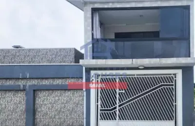 Maravilhoso sobrado alto padrão em araucária, com 3 amplos dormitórios, mobiliado em região central