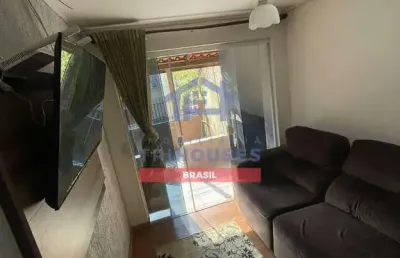 Otima casa com 2 dormitórios e amplo terreno à venda, tatuquara, curitiba, pr por r$245 mil