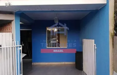 Linda casa à venda, em piraquara, próximo de comércios,  sendo 2 quartos arejados.. vila santa mari