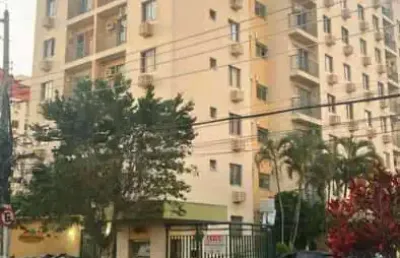 Apartamento com 2 quartos para alugar na rua comendador pinto, campinho, rio de janeiro, 48 m2 por r$ 850